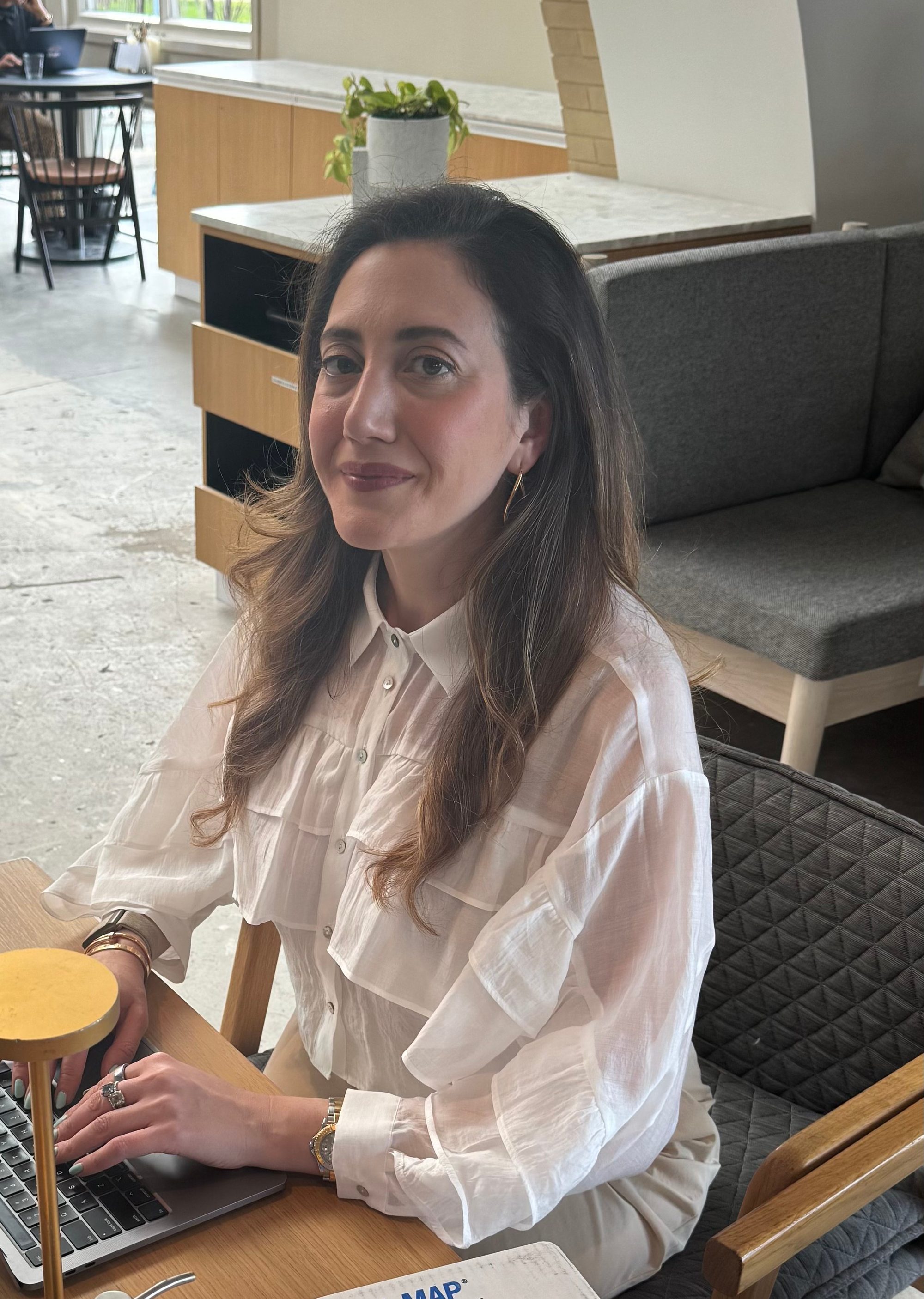 Yasaman Nazhand, integrative women's health practitioner